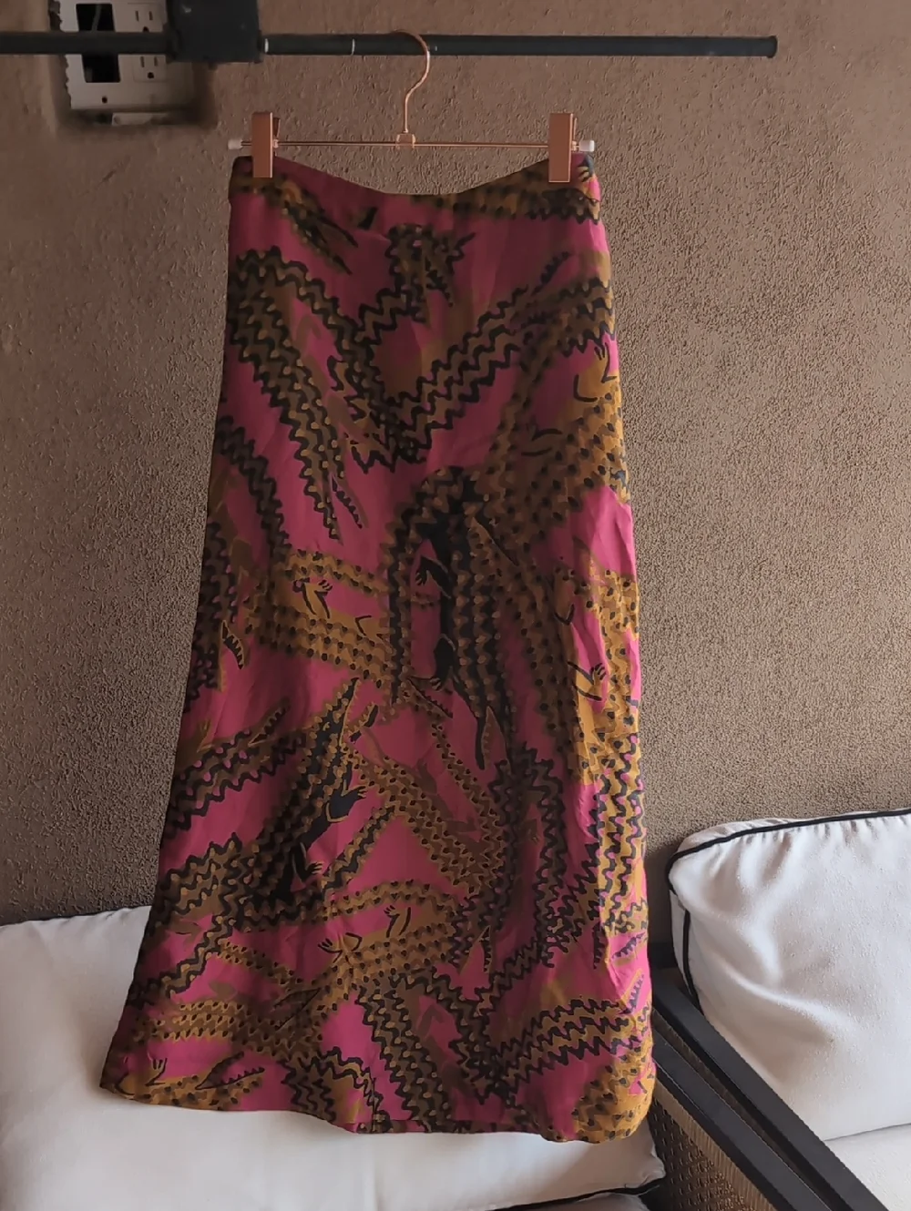 Farm Rio Women's Crocodile-print Satin Midi-skirt size S